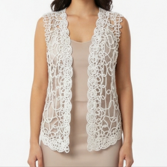 Ravel Women Vest White and Black Textured Fabric Size M - Picture 3 of 14